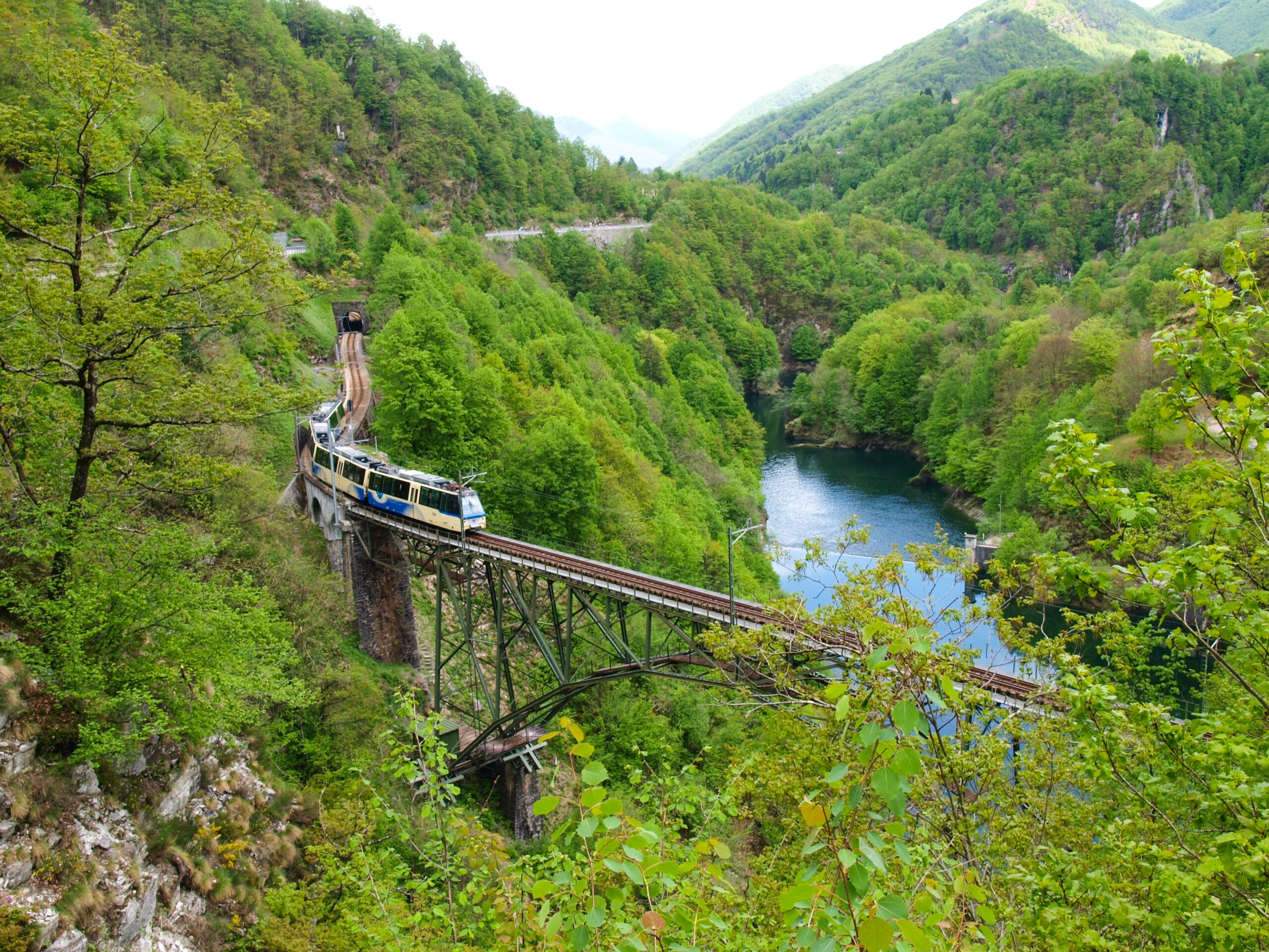 A Trio of Italian Lakes & Centovalli Scenic Rail